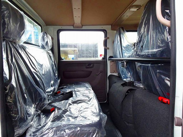 Mitsubishi Fuso Canter 6