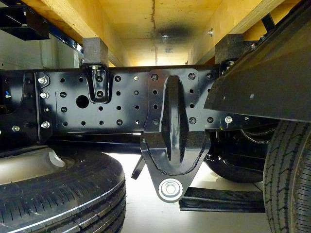 Mitsubishi Fuso Canter 10
