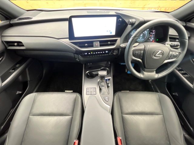 Lexus UX 2