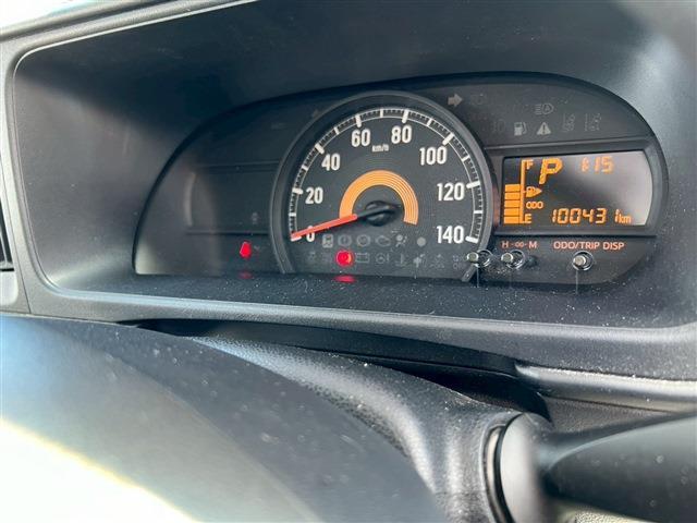 Daihatsu Hijet Cargo 11
