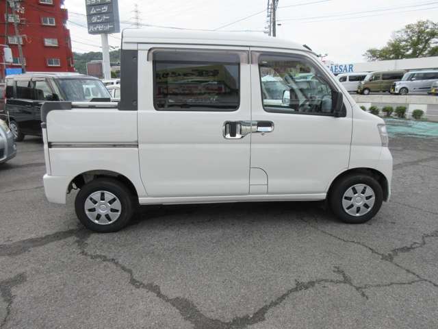 Daihatsu Hijet Deck Van 5