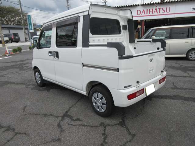 Daihatsu Hijet Deck Van 6
