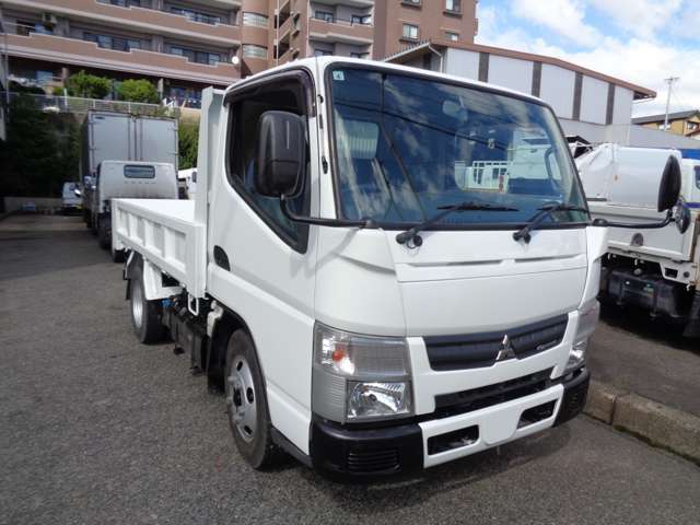 Mitsubishi Fuso Canter 4