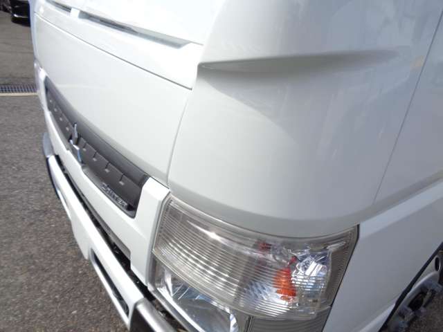 Mitsubishi Fuso Canter 8
