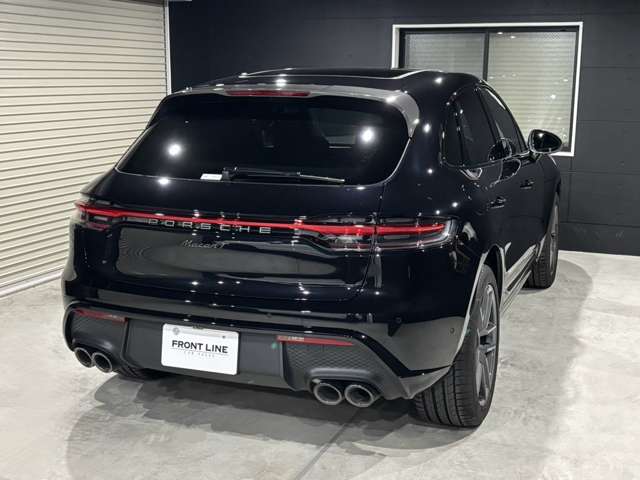 Porsche Macan 8