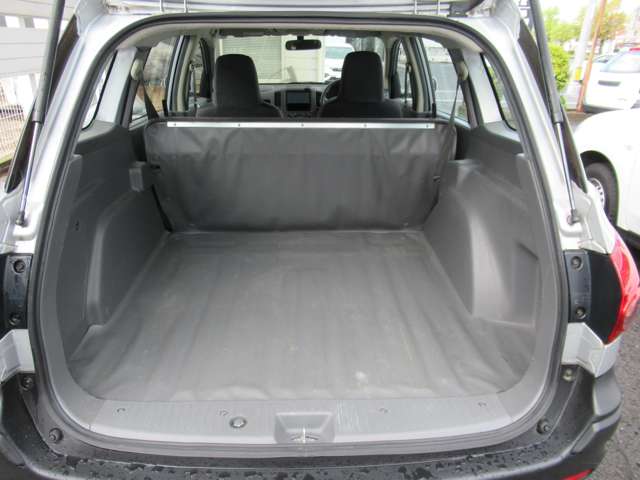Nissan NV150 AD 7