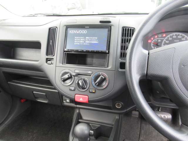 Nissan NV150 AD 8