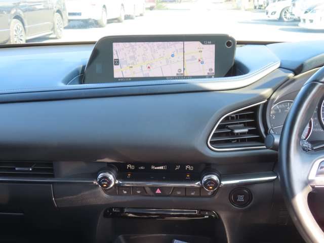 Mazda CX-30 9