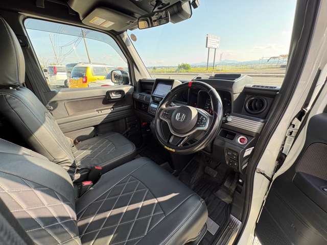 Honda N-VAN 8