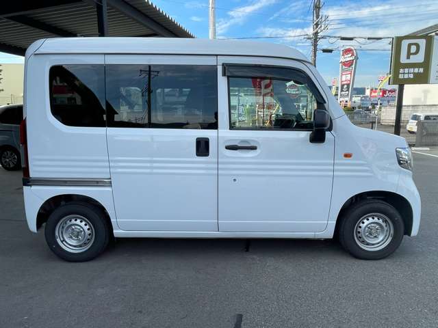 Honda N-VAN 12