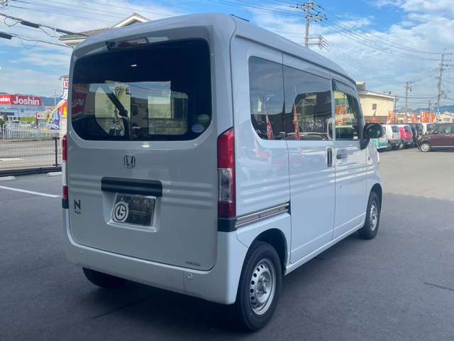 Honda N-VAN 9