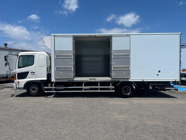 Hino Ranger 9