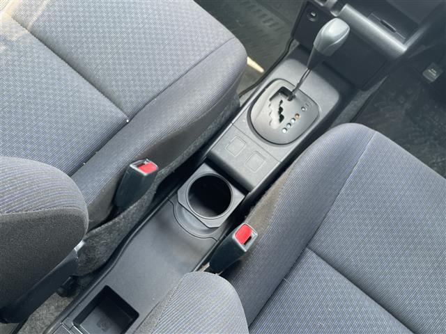 Toyota Succeed Van 12