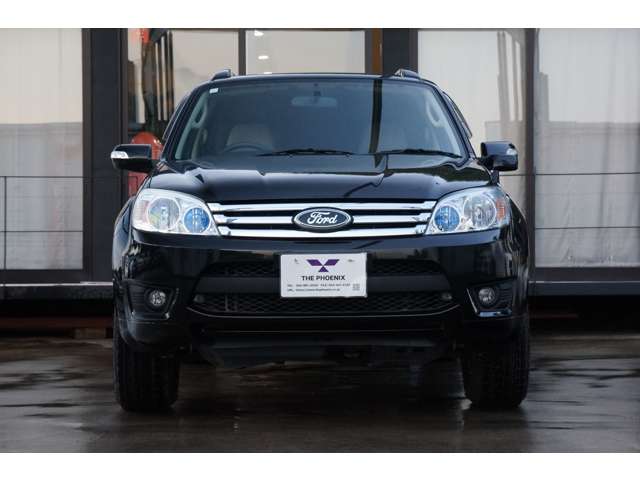 Ford エスケープ 2