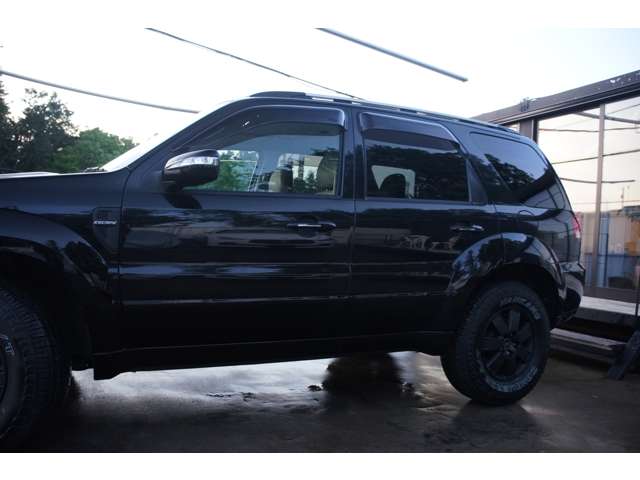 Ford エスケープ 10