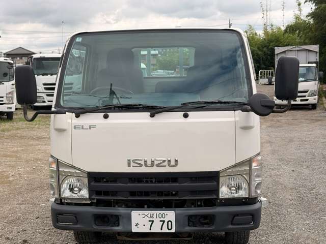 Isuzu Elf 6