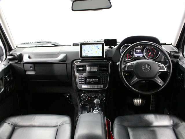 Mercedes-Benz G-Class 2