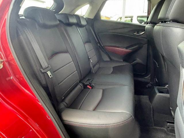Mazda CX-3 12