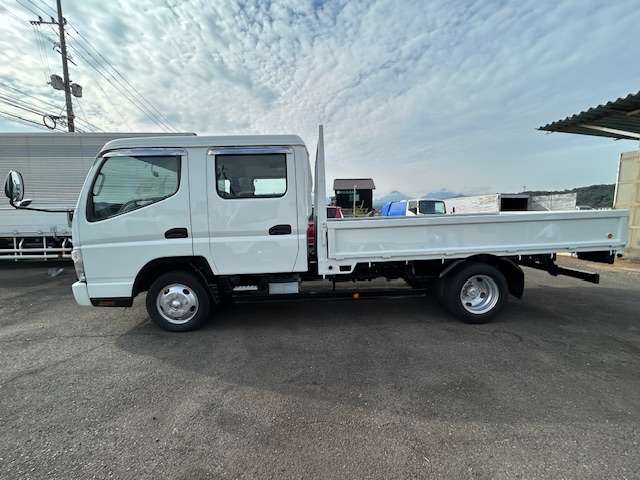 Mitsubishi Fuso Canter 2