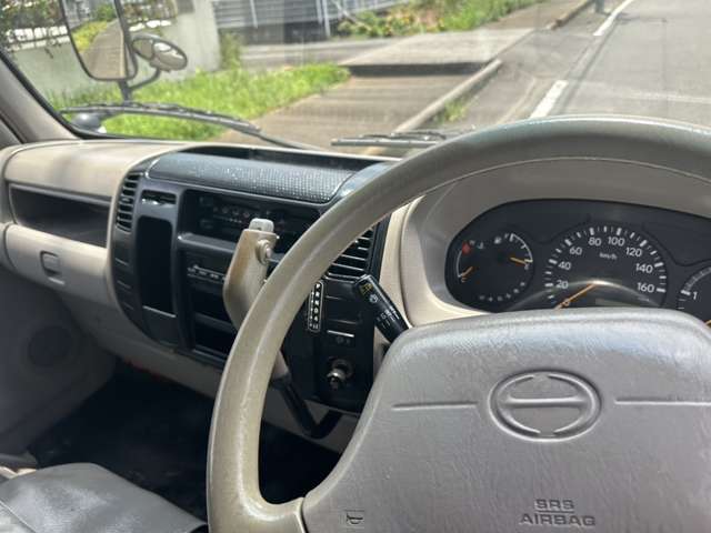 Hino Dutro 11