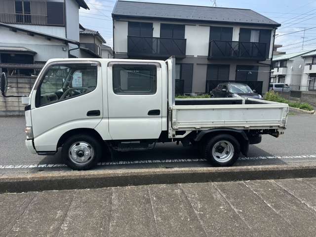 Hino Dutro 5