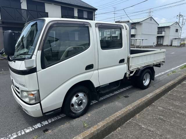 Hino Dutro 6