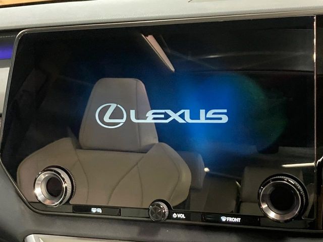 Lexus RX 4