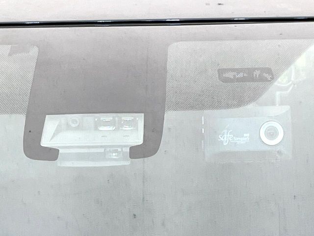 Toyota Sienta 5
