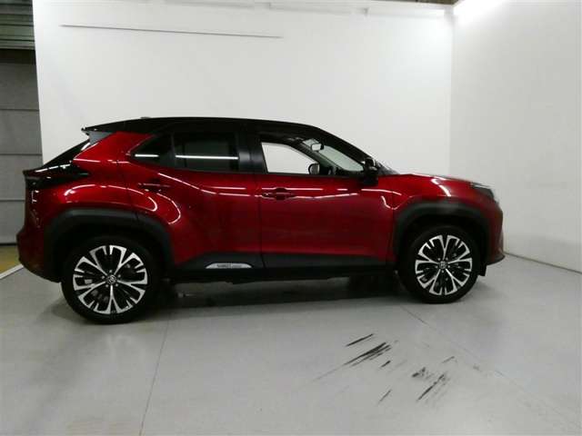 Toyota Yaris Cross 4