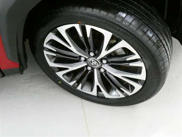 Toyota Yaris Cross 10