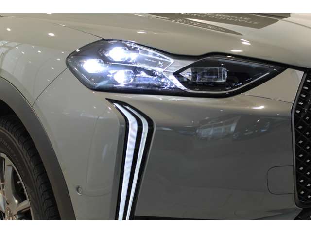 DS Automobiles DS 3 Crossback 10