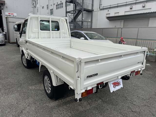 Mazda Bongo Truck 6