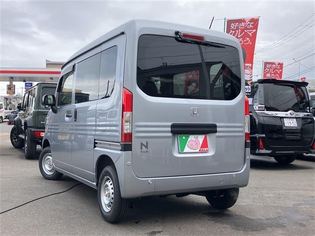 Honda N-VAN 10