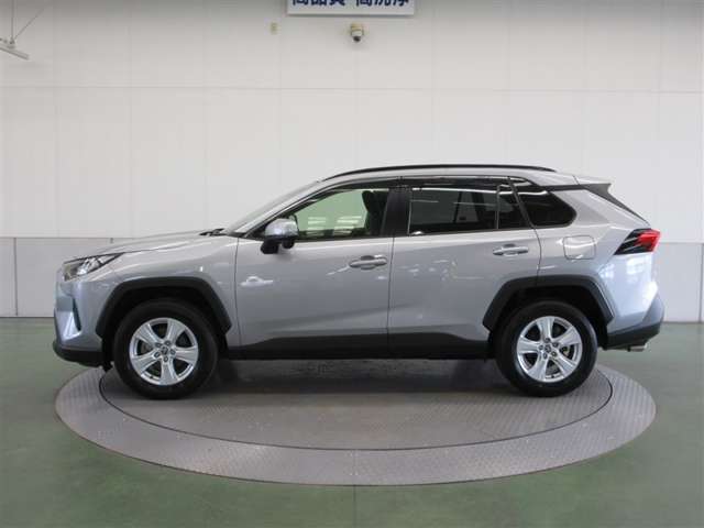 Toyota RAV4 6