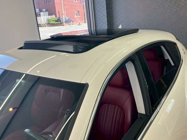 Maserati Levante 12