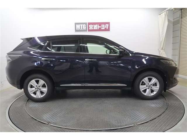 Toyota Harrier 10