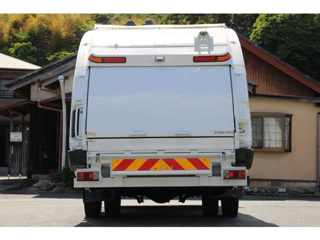 Hino Ranger 8