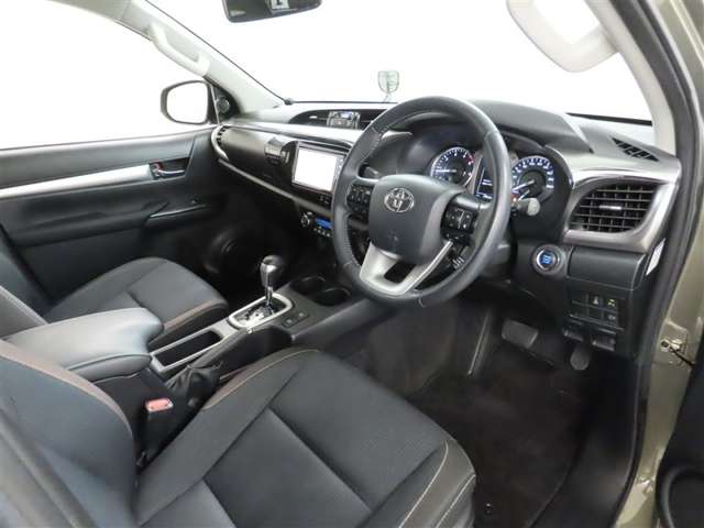 Toyota Hilux 11