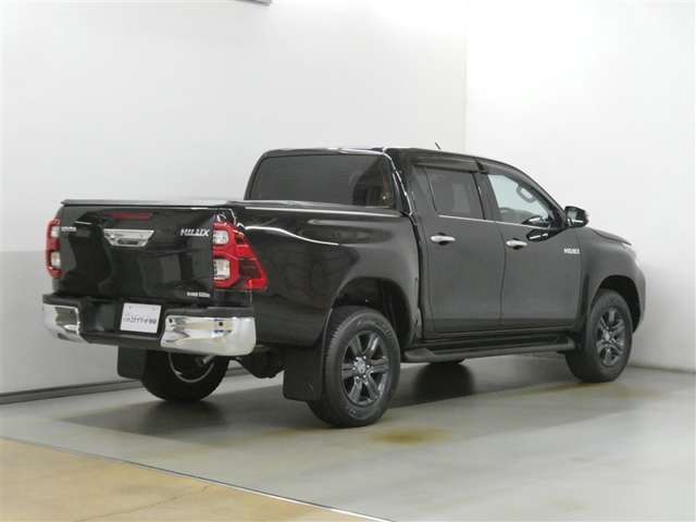 Toyota Hilux 5