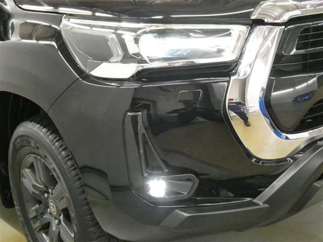 Toyota Hilux 9