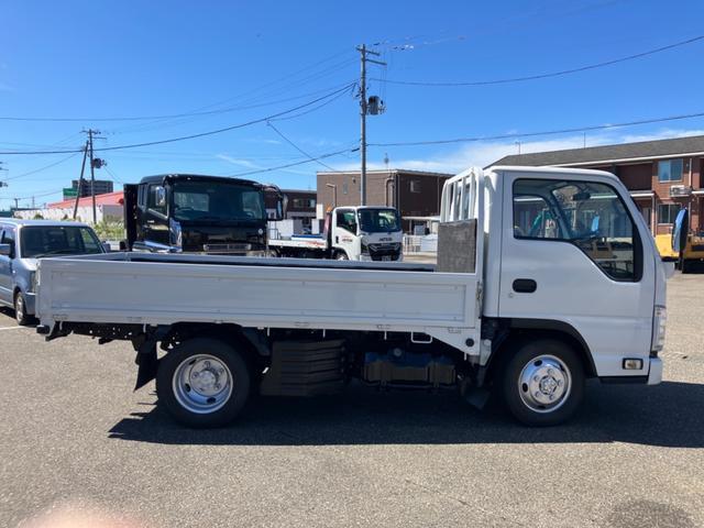 Isuzu Elf 8