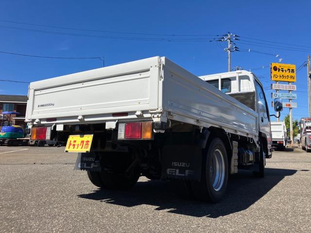 Isuzu Elf 10