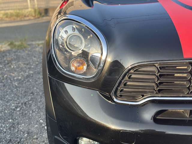 MINI Crossover 11