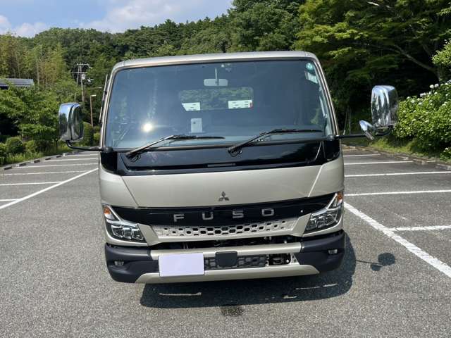 Mitsubishi Fuso Canter 12
