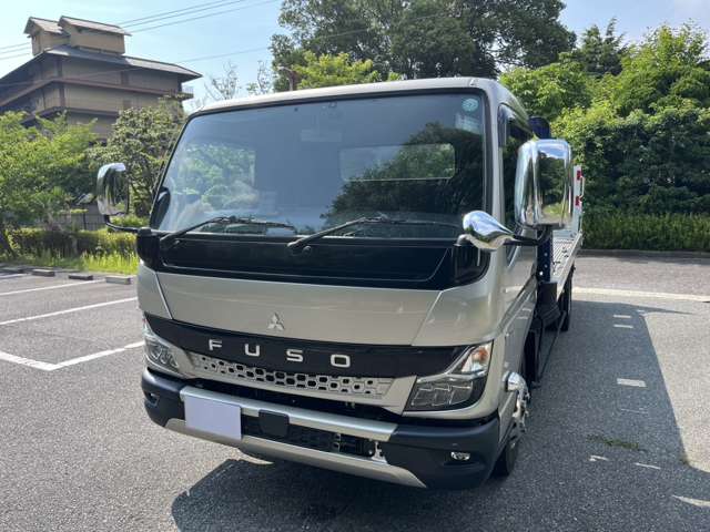 Mitsubishi Fuso Canter 4