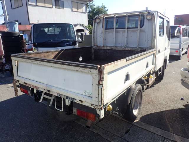 Mitsubishi Fuso Canter Guts 4