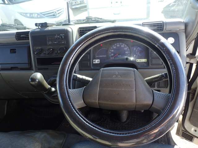 Mitsubishi Fuso Canter Guts 9