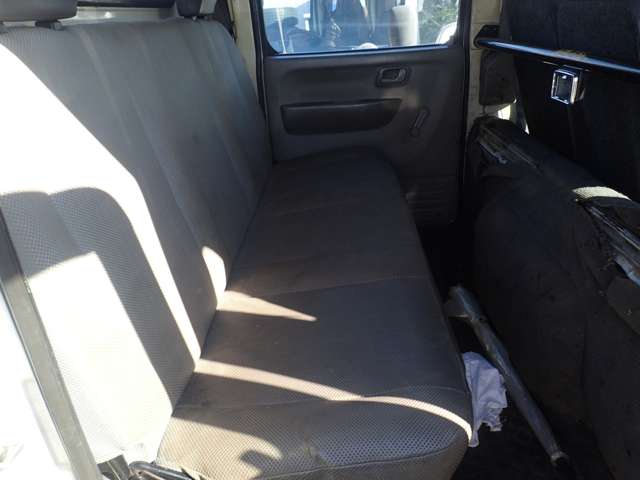 Mitsubishi Fuso Canter Guts 10