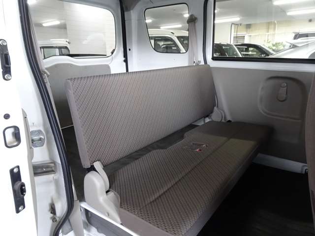 Nissan NV100 Clipper 11