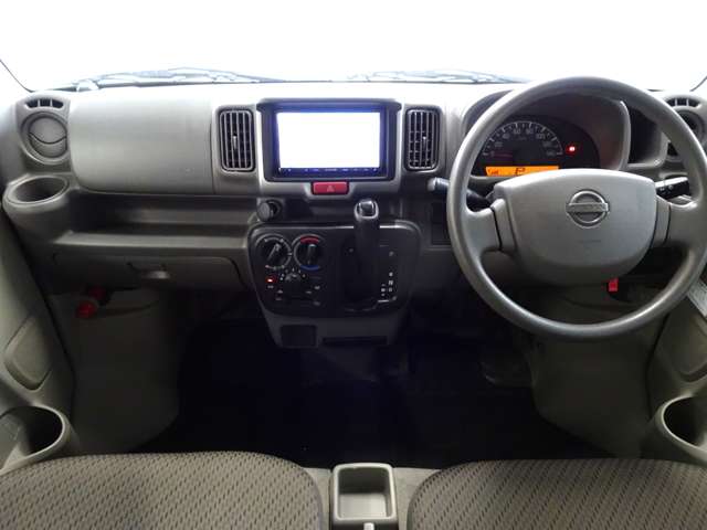 Nissan NV100 Clipper 8